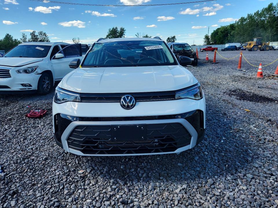 Продажа на аукционе авто 2025 Volkswagen Taos, vin: 3VV8C7B27SM048873, номер лота: 57574406