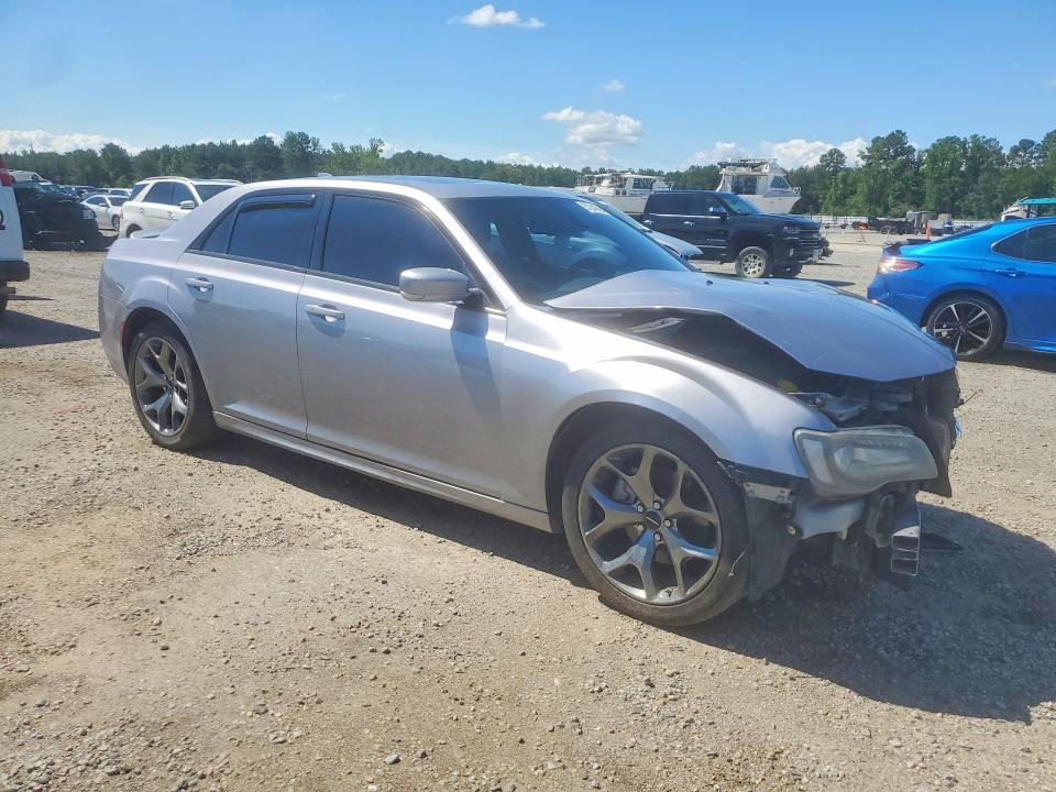 57244866 :رقم المزاد ، 2C3CCABT1FH736097 vin ، 2015 Chrysler 300 مزاد بيع