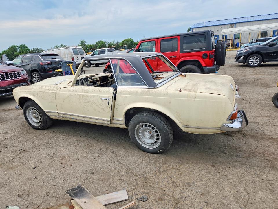 58144486 :رقم المزاد ، 11304310004672 vin ، 1967 Mercedes-benz Sl مزاد بيع