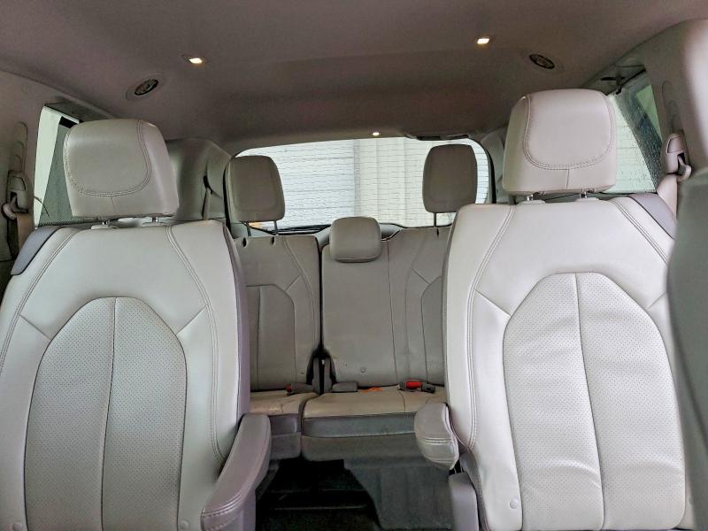 56931716 :رقم المزاد ، 2C4RC1EG7HR768926 vin ، 2017 Chrysler Pacifica مزاد بيع
