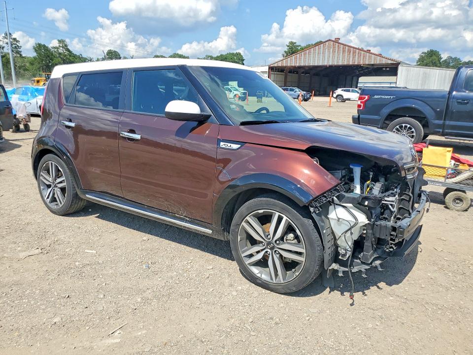 56868306 :رقم المزاد ، KNDJP3A5XH7458028 vin ، 2017 Kia Soul مزاد بيع