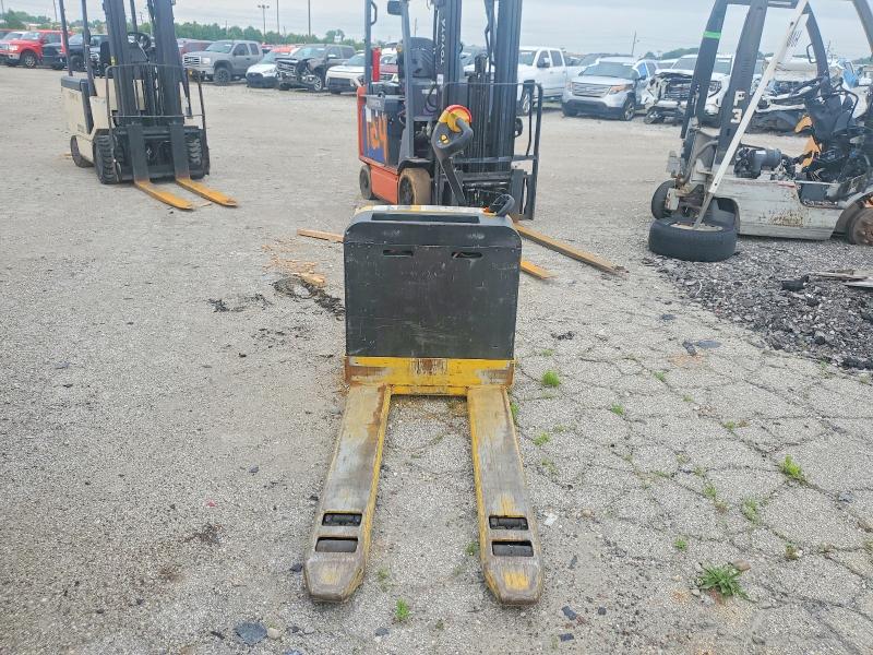 Продажа на аукционе авто 2015 Yale Fork, vin: B827N59534M, номер лота: 55922446