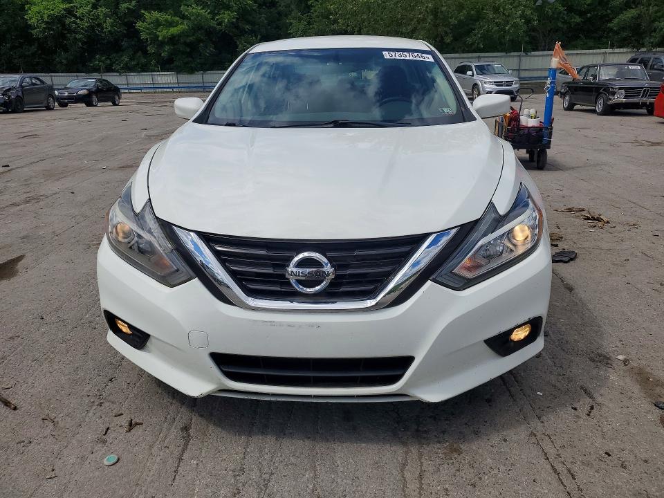 Продаж на аукціоні авто 2018 Nissan Altima, vin: 1N4AL3AP7JC203269, номер лоту: 57357646