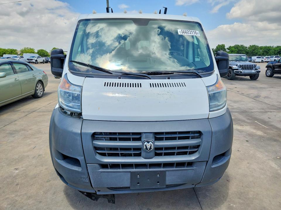 56623116 :رقم المزاد ، 3C6TRVAGXHE515903 vin ، 2017 Ram Promaster 1500 مزاد بيع