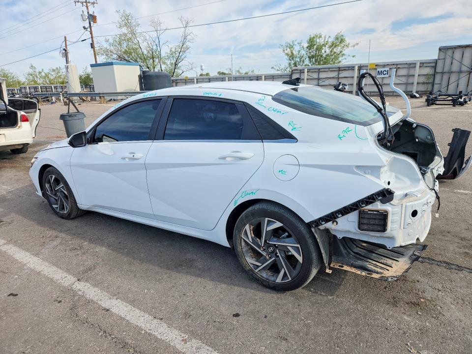 2024 Hyundai Elantra მანქანა იყიდება აუქციონზე, vin: KMHLS4DG4RU851905, აუქციონის ნომერი: 58652836