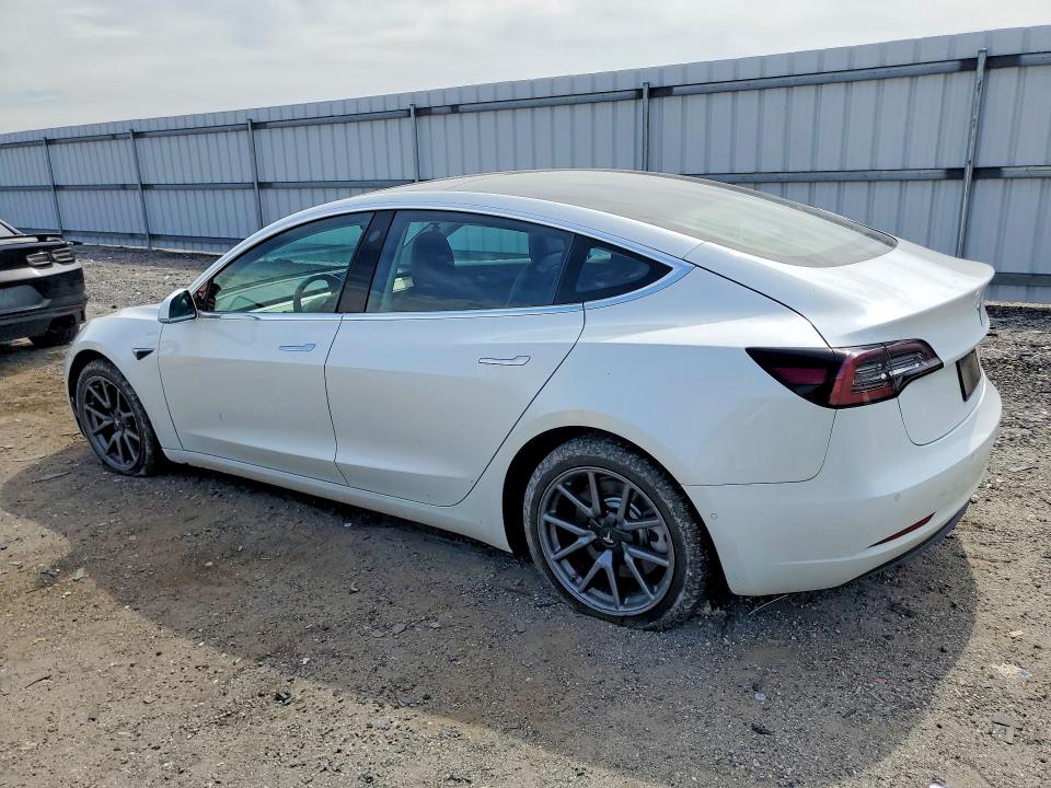 Продаж на аукціоні авто 2018 Tesla Model 3, vin: 5YJ3E1EB0JF185667, номер лоту: 57322316