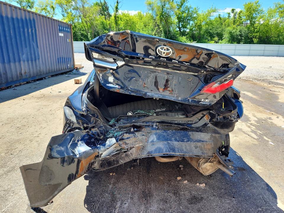 57657366 :رقم المزاد ، 4T1C11BK1RU131485 vin ، 2024 Toyota Camry مزاد بيع