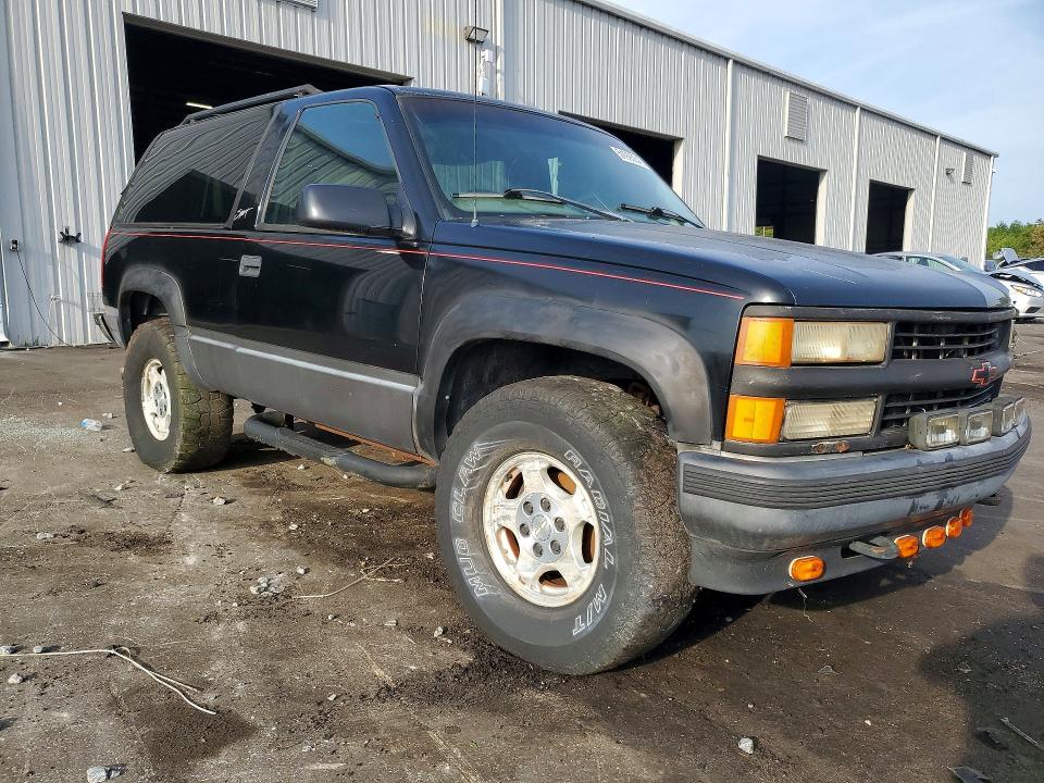Продажа на аукционе авто 1998 Chevrolet Tahoe, vin: 3GNEK18R0WG124791, номер лота: 51993646