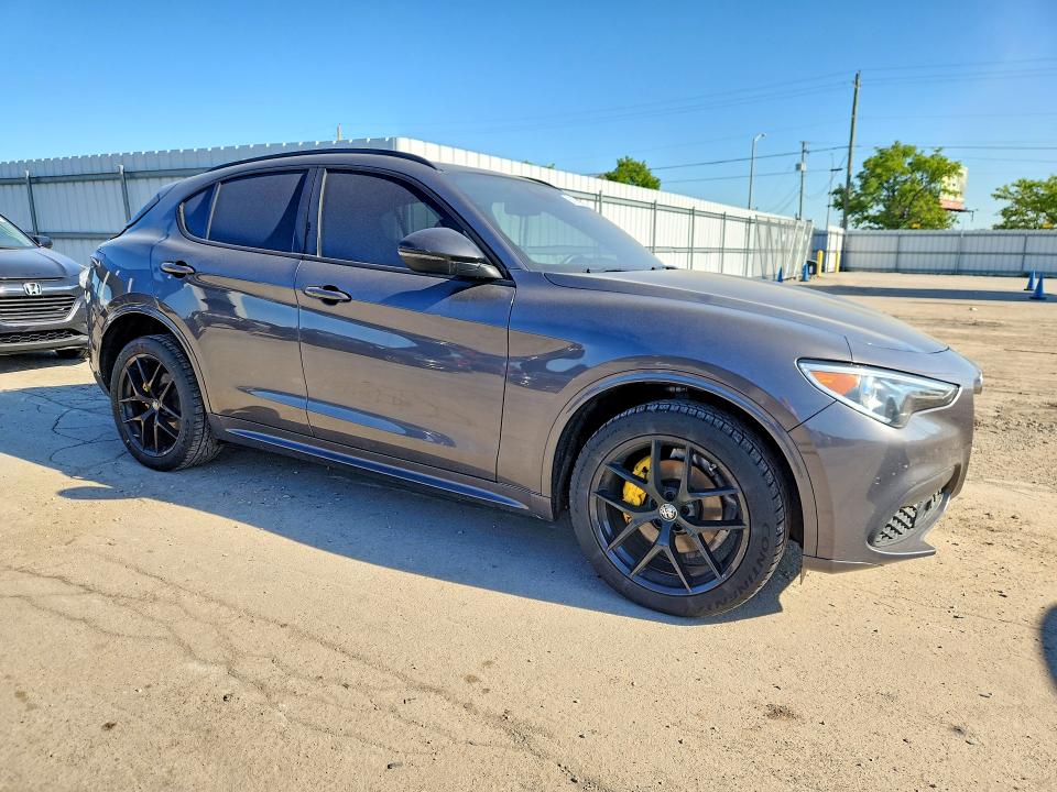 Продажа на аукционе авто 2021 Alfa Romeo Stelvio, vin: ZASPAKBN5M7D02601, номер лота: 55775176
