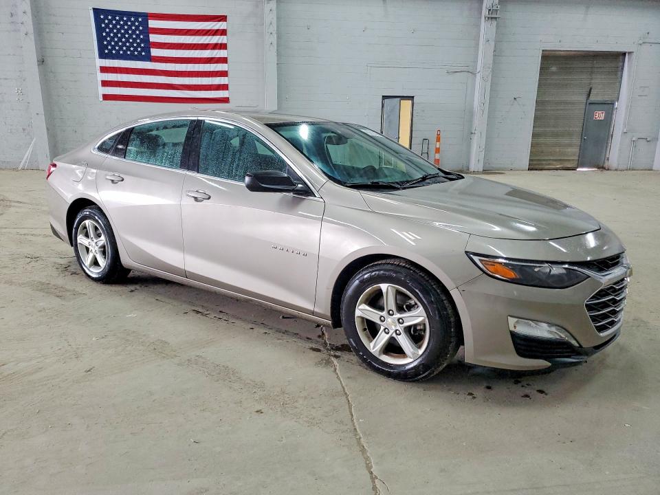 57024396 :رقم المزاد ، 1G1ZD5STXNF173652 vin ، 2022 Chevrolet Malibu مزاد بيع