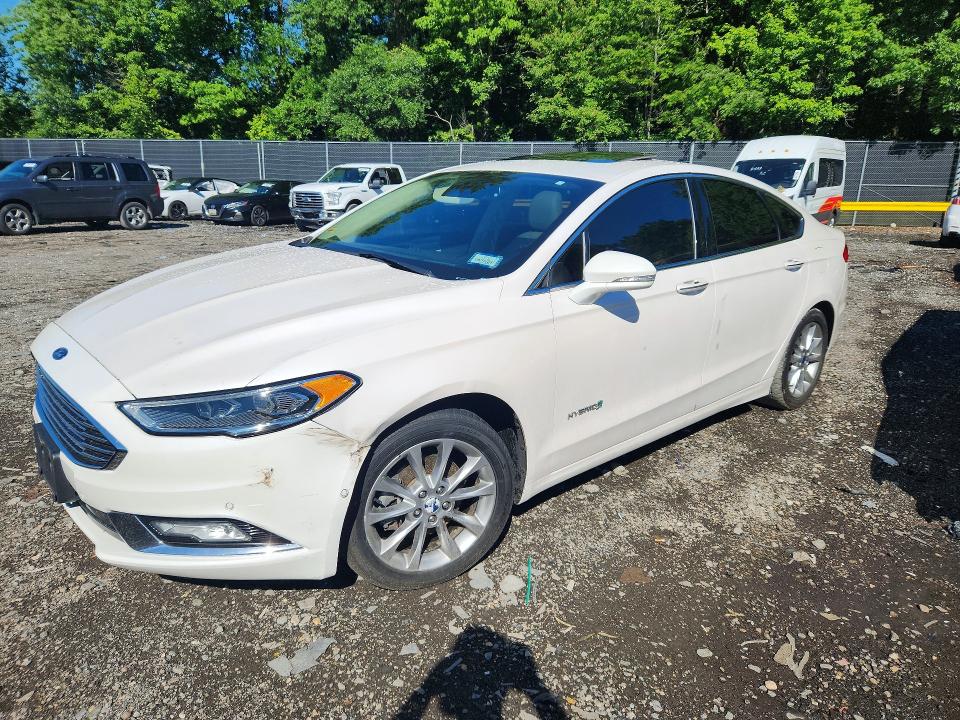 Продажа на аукционе авто 2017 Ford Fusion, vin: 3FA6P0LU2HR393425, номер лота: 57140066