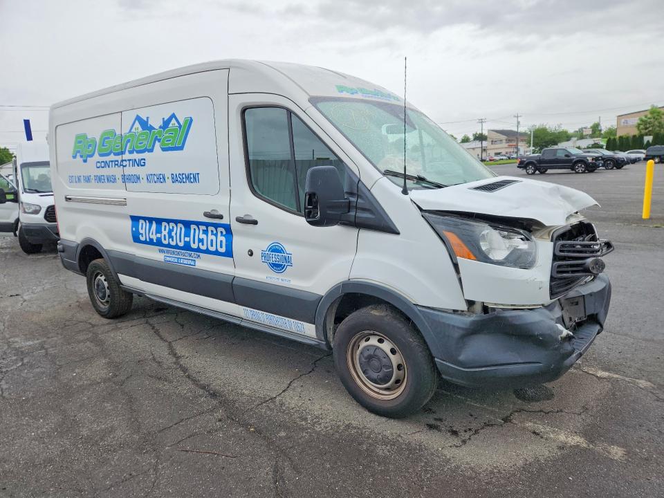 2016 Ford Transit მანქანა იყიდება აუქციონზე, vin: 1FTYR2CG6GKA42930, აუქციონის ნომერი: 56868796