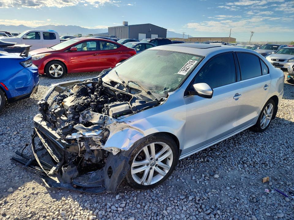 Продажа на аукционе авто 2015 Volkswagen Jetta, vin: 3VWLA7AJ8FM205580, номер лота: 55277316