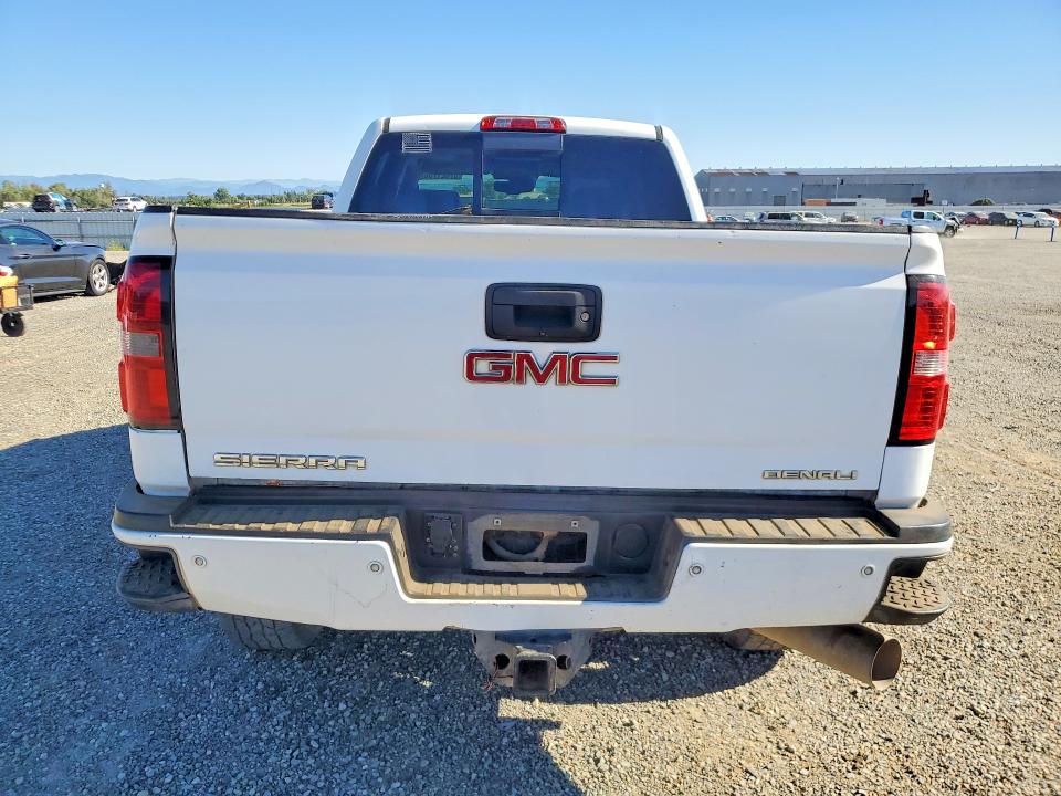 Продаж на аукціоні авто 2015 Gmc Sierra, vin: 1GT120E85FF665186, номер лоту: 57021756