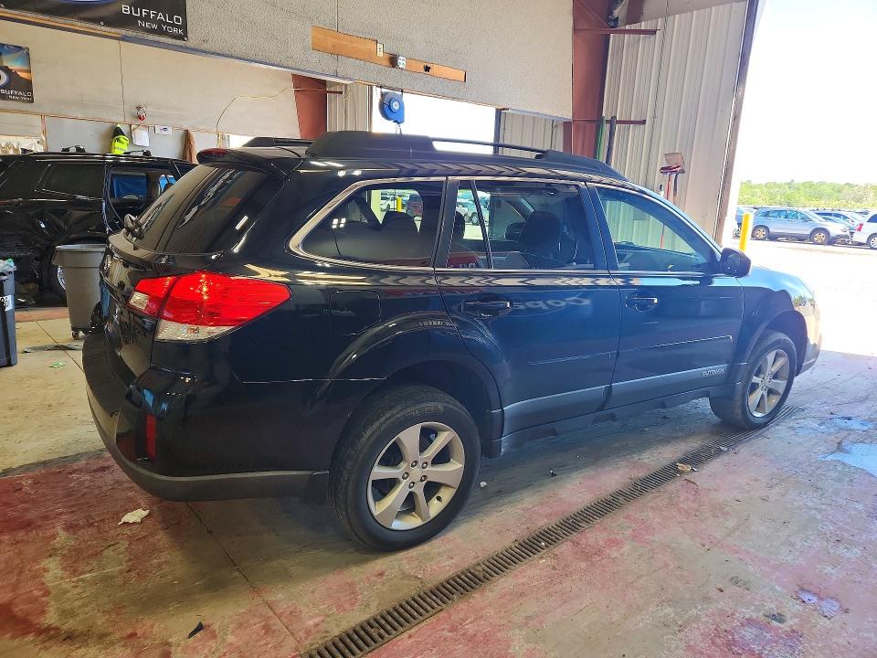 Продажа на аукционе авто 2013 Subaru Outback, vin: 4S4BRBCC2D3298325, номер лота: 57869576