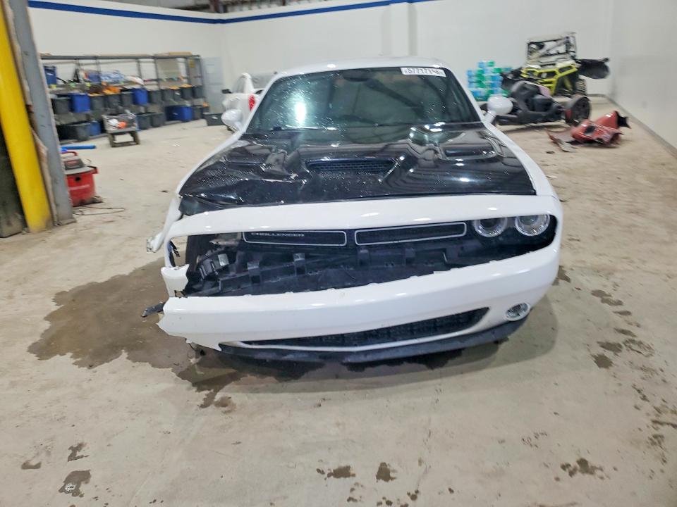Продаж на аукціоні авто 2015 Dodge Challenger, vin: 2C3CDZAG8FH740132, номер лоту: 57717156