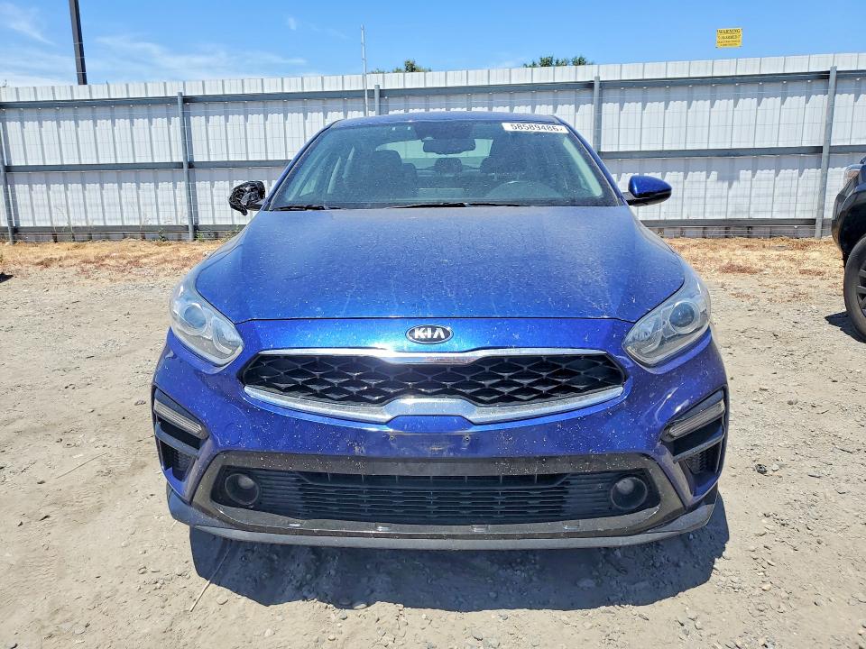 2021 Kia Forte მანქანა იყიდება აუქციონზე, vin: 3KPF54AD8ME280493, აუქციონის ნომერი: 58589486