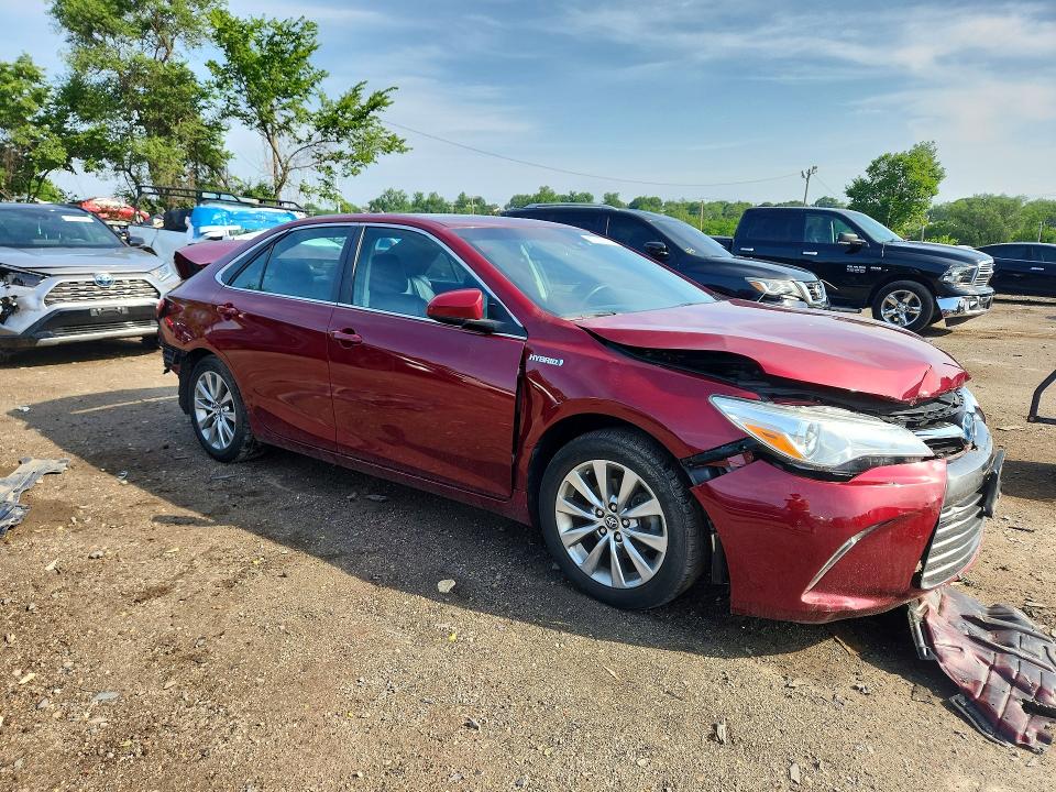 57023776 :رقم المزاد ، 4T1BD1FK6HU204300 vin ، 2017 Toyota Camry Hybrid مزاد بيع