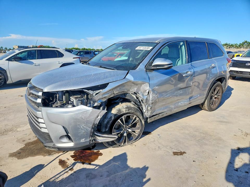 Продажа на аукционе авто 2017 Toyota Highlander, vin: 5TDZZRFH5HS200296, номер лота: 58710536