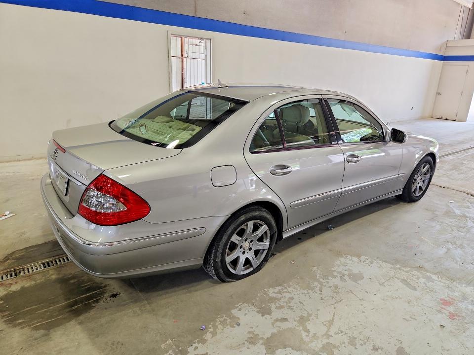Продажа на аукционе авто 2008 Mercedes-benz E, vin: WDBUF22X38B207552, номер лота: 58979206