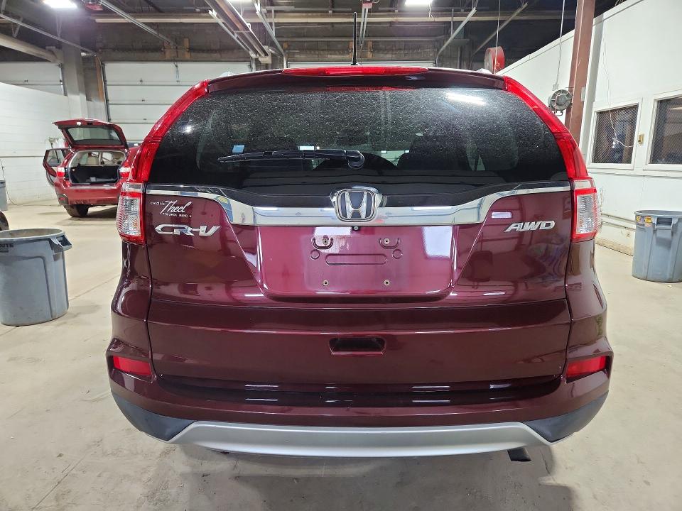 58299666 :رقم المزاد ، 2HKRM4H75FH613344 vin ، 2015 Honda Cr-v مزاد بيع