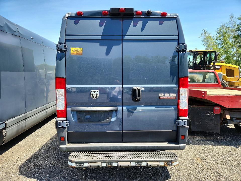 55705846 :رقم المزاد ، 3C6MRVJG2ME570750 vin ، 2021 Ram Promaster 3500 مزاد بيع
