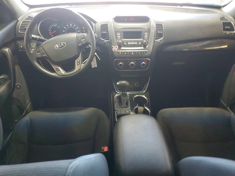 57196786 :رقم المزاد ، 5XYKTCA60FG609614 vin ، 2015 Kia Sorento مزاد بيع