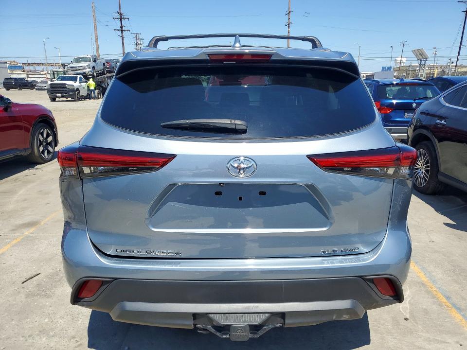 Aukcja sprzedaży 2020 Toyota Highlander, vin: 5TDHZRBH2LS038637, numer aukcji: 57888316