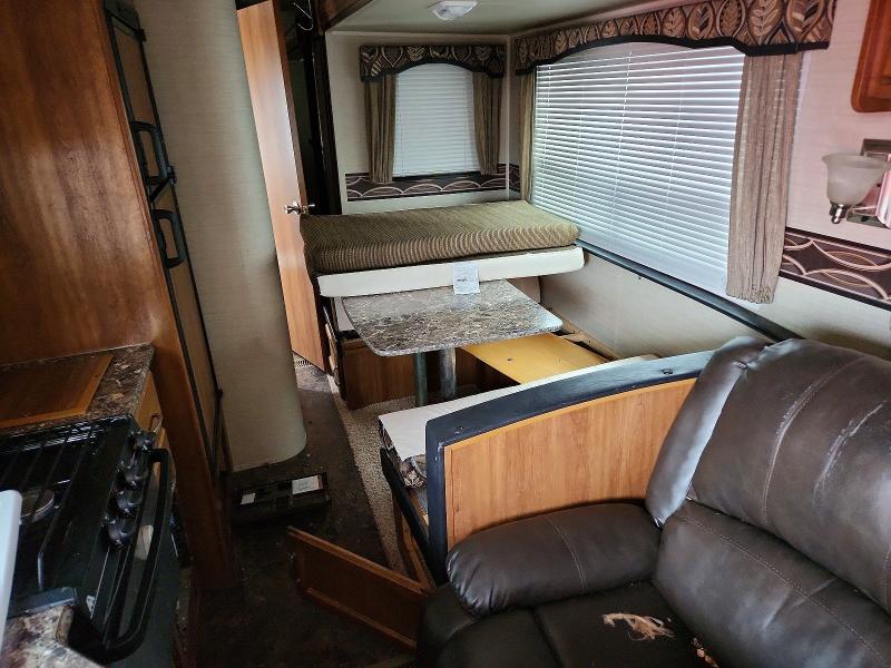 56739396 :رقم المزاد ، 4YDT3032XG3150981 vin ، 2016 Keystone Summerland مزاد بيع