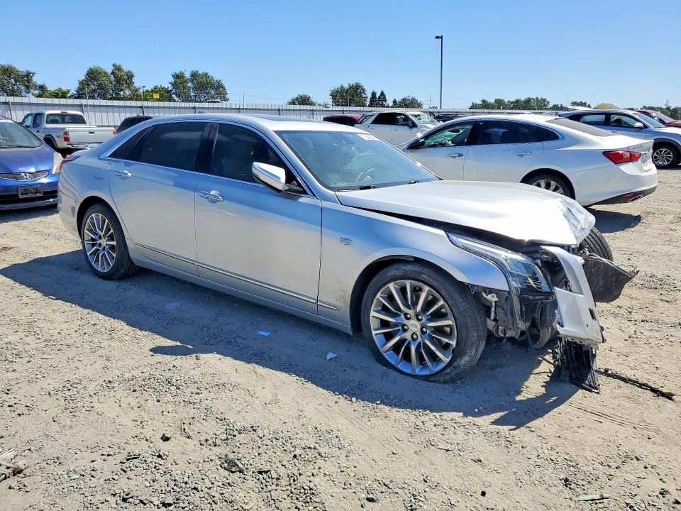 2018 Cadillac Ct6 მანქანა იყიდება აუქციონზე, vin: 1G6KD5RS6JU152702, აუქციონის ნომერი: 73343505