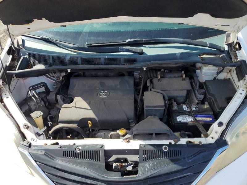 58797136 :رقم المزاد ، 5TDKK3DC1BS119801 vin ، 2011 Toyota Sienna مزاد بيع