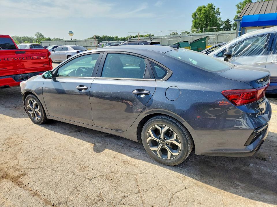 2021 Kia Forte მანქანა იყიდება აუქციონზე, vin: 3KPF24AD5ME350380, აუქციონის ნომერი: 59116246