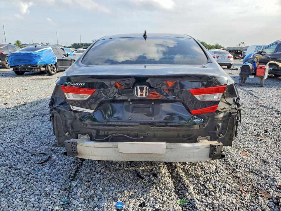 Продаж на аукціоні авто 2018 Honda Accord, vin: 1HGCV2F62JA036033, номер лоту: 59118356