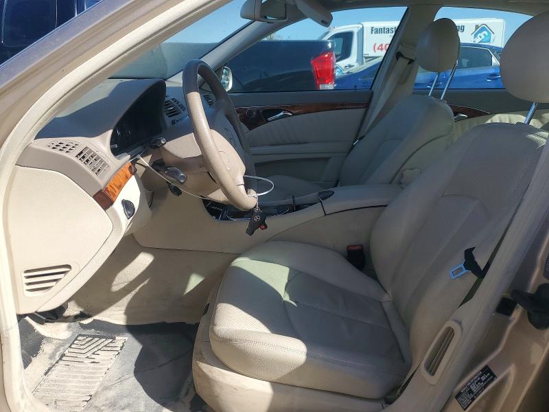 2003 Mercedes-benz E მანქანა იყიდება აუქციონზე, vin: WDBUF70J23A350180, აუქციონის ნომერი: 58811716