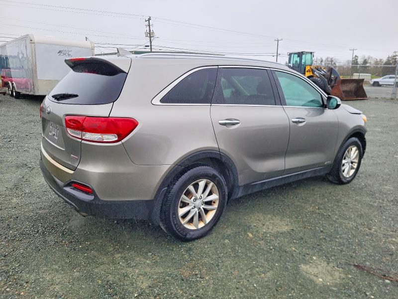 55400486 :رقم المزاد ، 5XYPGDA15JG351927 vin ، 2018 Kia Sorento مزاد بيع
