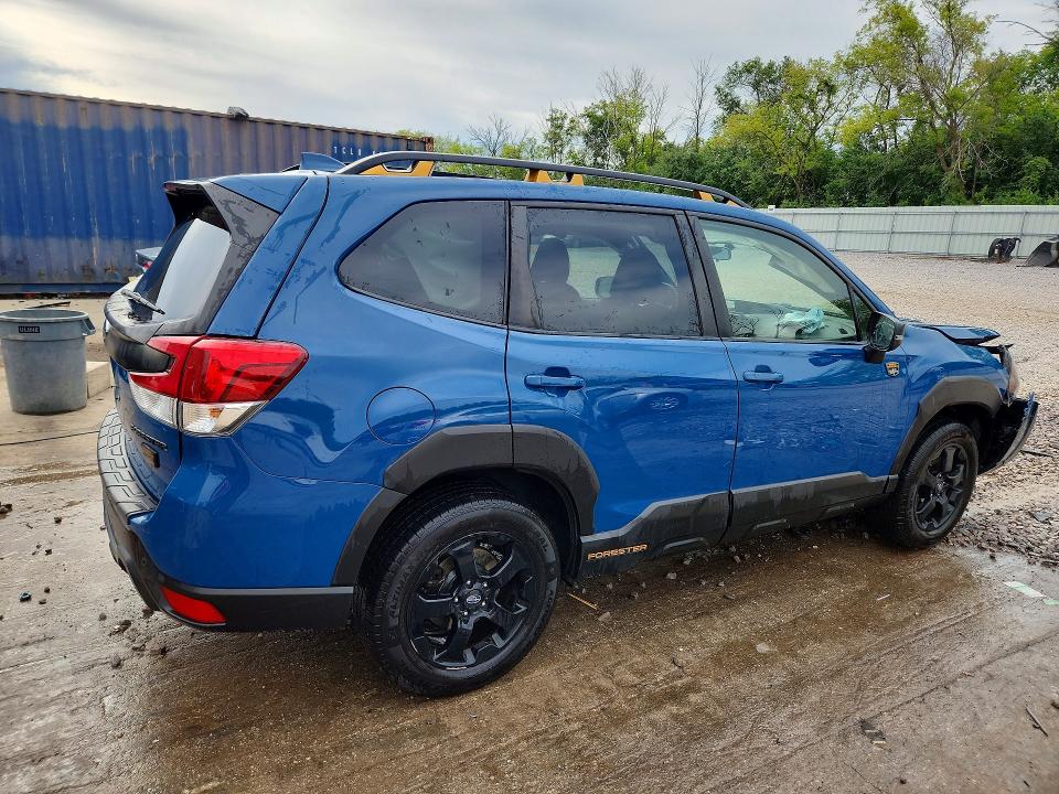 2022 Subaru Forester მანქანა იყიდება აუქციონზე, vin: JF2SKALC1NH423453, აუქციონის ნომერი: 58760206