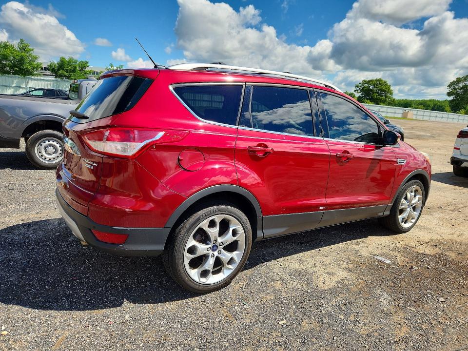 2014 Ford Escape მანქანა იყიდება აუქციონზე, vin: 1FMCU9JX5EUB92156, აუქციონის ნომერი: 57838596