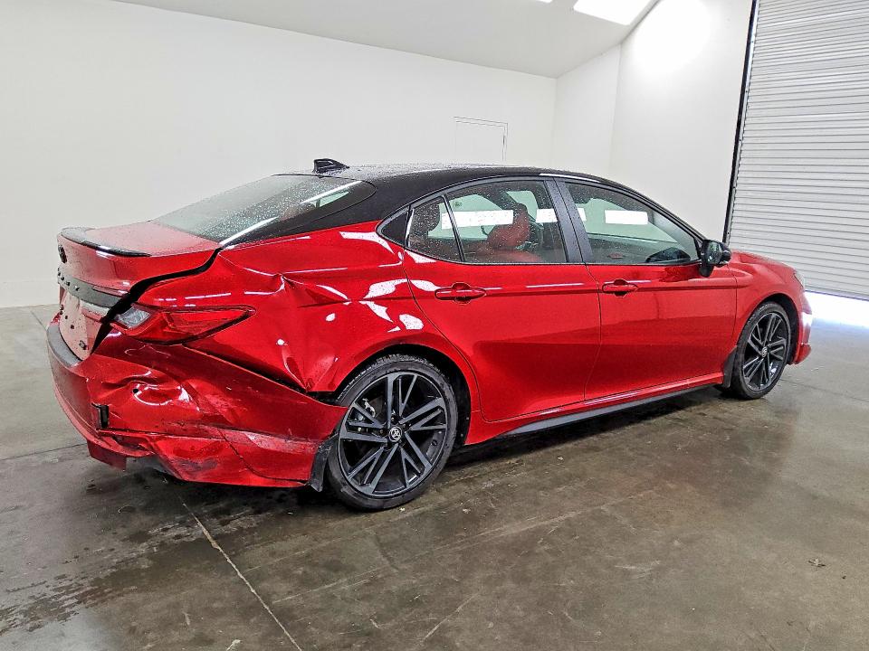 2026 Toyota Camry მანქანა იყიდება აუქციონზე, vin: 4T1DBADK8TU040297, აუქციონის ნომერი: 55952776