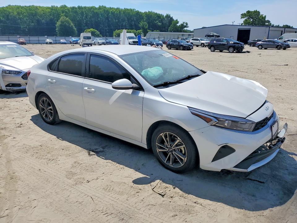 56269456 :رقم المزاد ، 3KPF24AD0PE590456 vin ، 2023 Kia Forte مزاد بيع