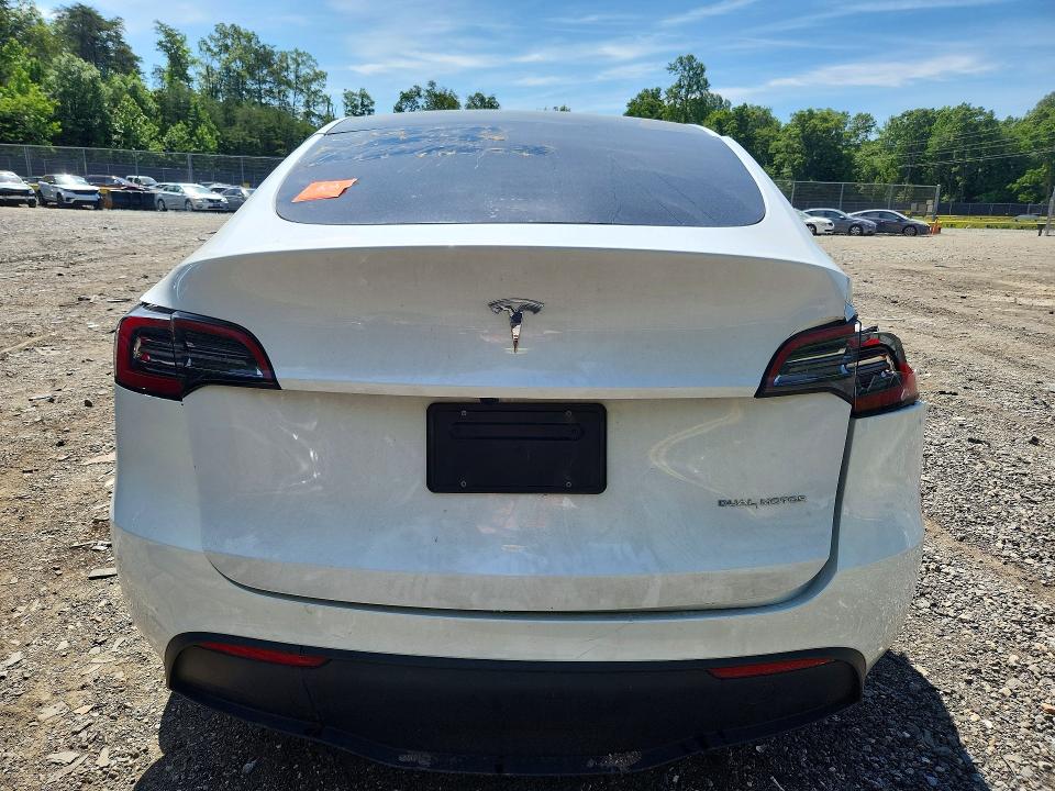 Продажа на аукционе авто 2024 Tesla Model Y, vin: 7SAYGAEEXRF994926, номер лота: 55603206