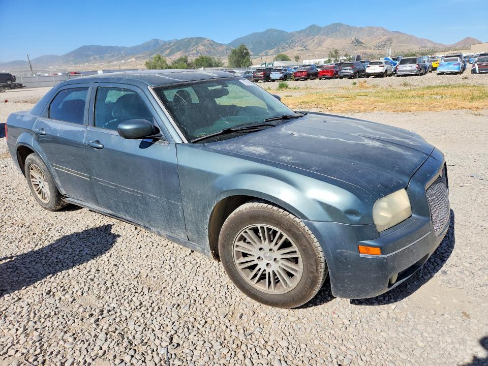 Продажа на аукционе авто 2005 Chrysler 300, vin: 2C3JA53G25H691613, номер лота: 57184376
