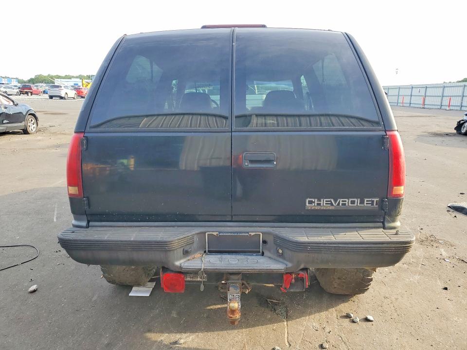 Продажа на аукционе авто 1998 Chevrolet Tahoe, vin: 3GNEK18R0WG124791, номер лота: 51993646