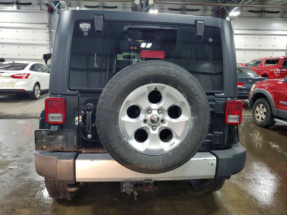 85605225 :رقم المزاد ، 1C4BJWEG7EL290807 vin ، 2014 Jeep Wrangler Unlimited مزاد بيع