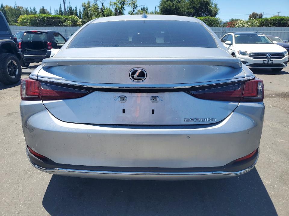 57051256 :رقم المزاد ، 58ADA1C16SU063676 vin ، 2025 Lexus Es 300h مزاد بيع