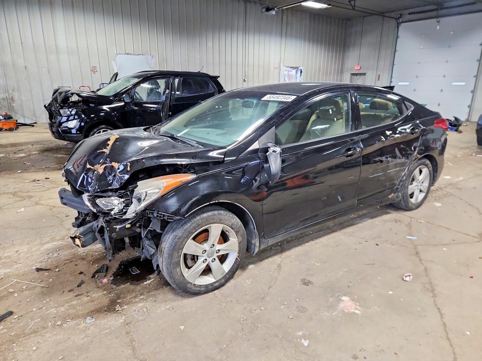 58492346 :رقم المزاد ، KMHDH4AE8DU845037 vin ، 2013 Hyundai Elantra مزاد بيع