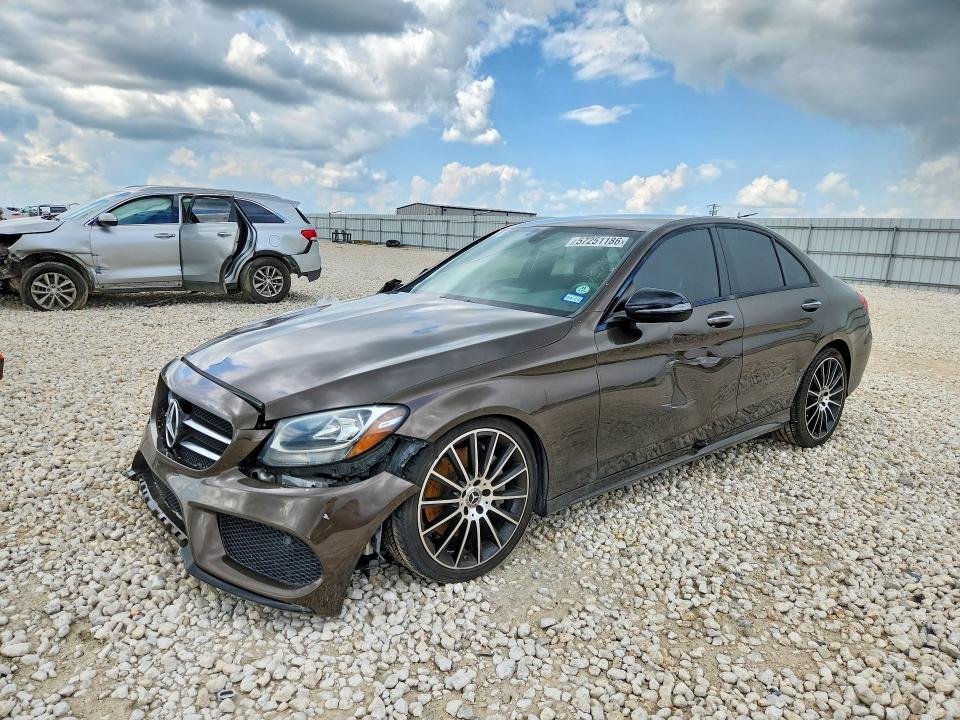 57251186 :رقم المزاد ، 55SWF4JB0HU224543 vin ، 2017 Mercedes-benz C مزاد بيع