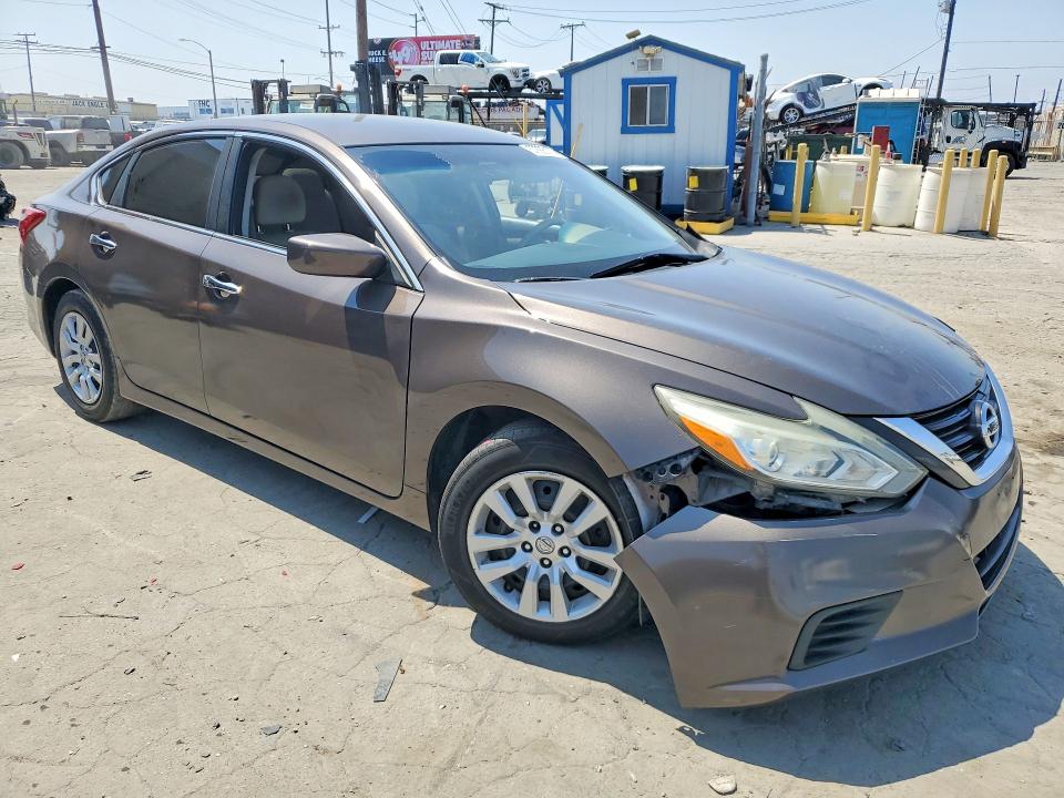 Продаж на аукціоні авто 2017 Nissan Altima, vin: 1N4AL3AP2HC152709, номер лоту: 57866176