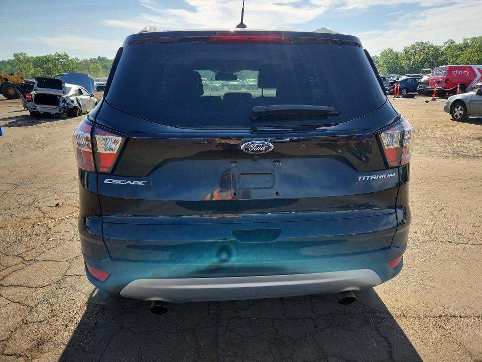2017 Ford Escape მანქანა იყიდება აუქციონზე, vin: 1FMCU9JD7HUE62241, აუქციონის ნომერი: 56079316