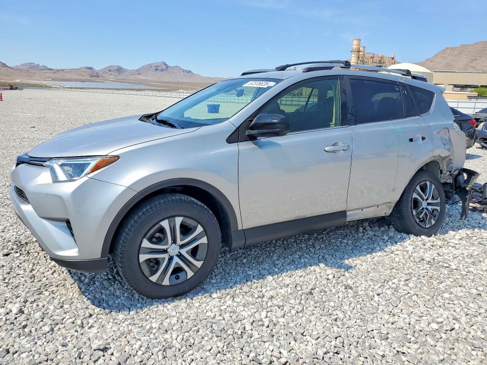 Auction sale of the 2018 Toyota Rav4, vin: JTMZFREV9JD126253, lot number: 57376626