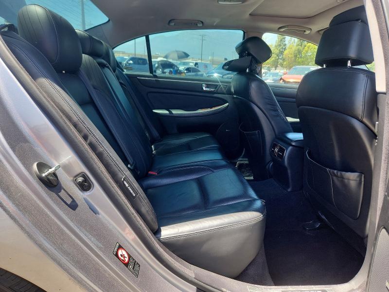 2011 Hyundai Genesis მანქანა იყიდება აუქციონზე, vin: KMHGC4DF2BU129795, აუქციონის ნომერი: 55606896